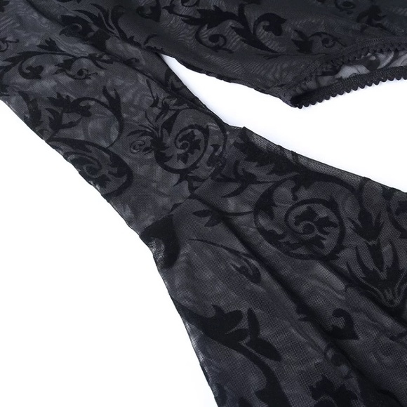 Black cold shoulder flare sleeve bodysuit - Picture 8 of 15